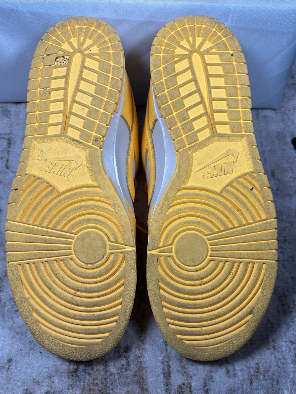Size 9 - Nike Dunk Low Citron Pulse W - Picture 5 of 8